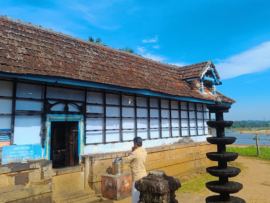 Thirumittacode Uyyavandha Perumal Temple Image